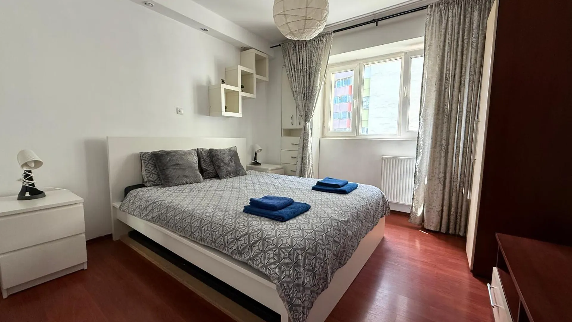 Mega Mall National Arena Apartament Boekarest 0*,  Roemenië