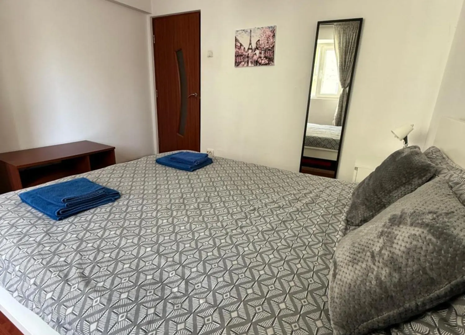 Mega Mall National Arena Apartament Boekarest